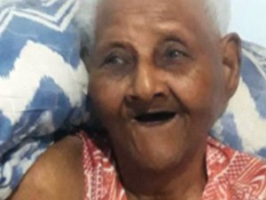 Idosa de 103 anos com sintomas de Covid-19 morre esperando por vaga