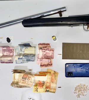 PM flagra crimes de tráfico e cativeiro ilegal de aves silvestres