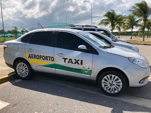 Cooperativa de táxi oferece descontos especiais em corridas para aeroporto em Alagoas
