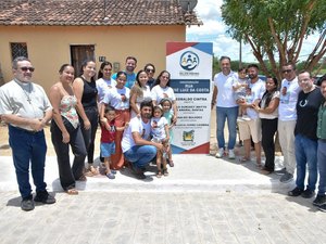 Prefeito Theobaldo Cintra celebra inauguração de pavimentação em Major Izidoro