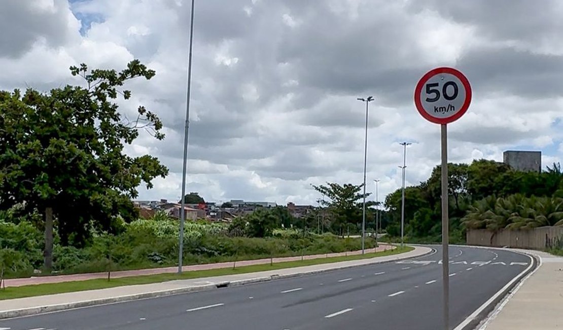 SMTT Arapiraca orienta condutores sobre cuidados com animais nas vias