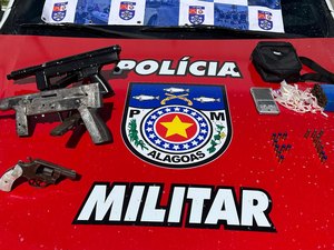 Submetralhadoras e drogas são apreendidas durante ações de combate ao tráfico em Maceió