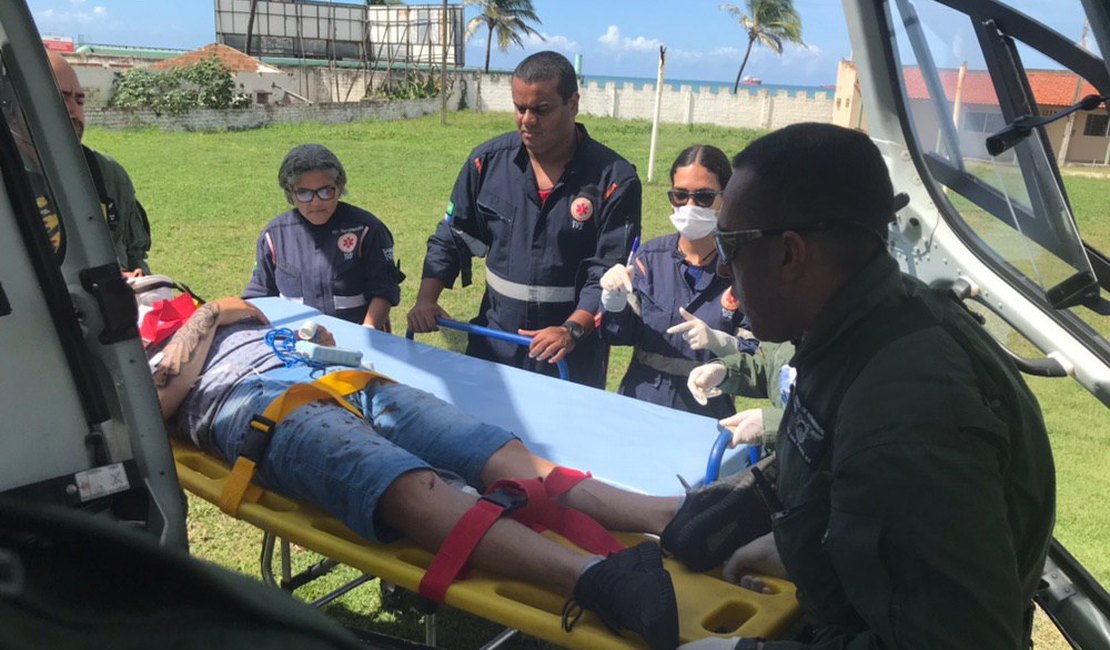 Colisão entre caminhão e moto deixa turista ferido na BR-316, em Satuba