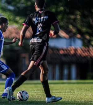 CSA goleia por 7 a 1, garante liderança e avança com força na Série D