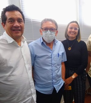 Severino Pessoa é recebido por diretores da Santa Casa de Penedo e assegura novos investimentos ao hospital
