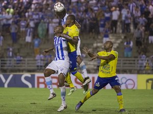 CSA enfrenta Confiança em Aracaju e pode carimbar classificação antecipada