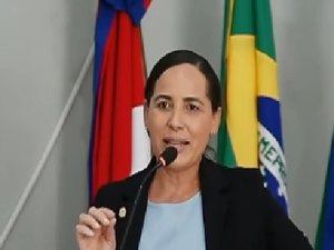 Vereadora que não é atendida por secretários municipais de São José da Tapera diz que não é besta, mas é brava