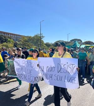 Direita faz ato em Brasília após operação da PF contra Bolsonaro