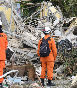 Secretaria de Segurança de AL presta solidariedade a familiares de vítimas de desabamento em Maceió