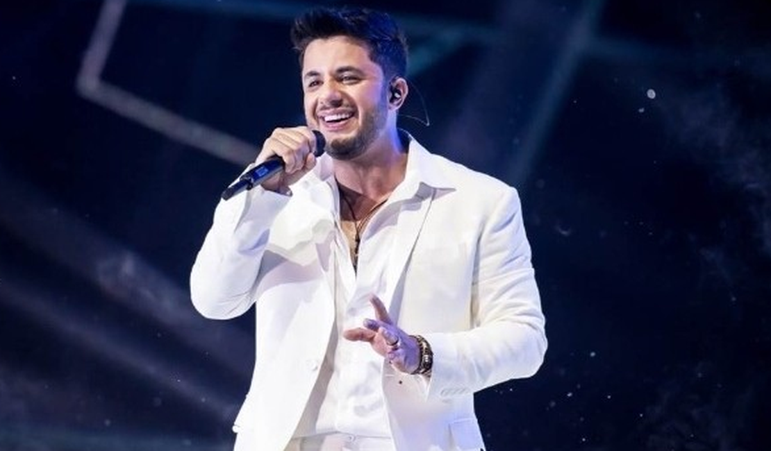 Clube Sertanejo: Cristiano Araújo se irrita com seguidores no Instagram.