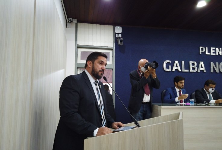 Empolgado na onda bolsonarista, vereador por Maceió quer ser deputado federal