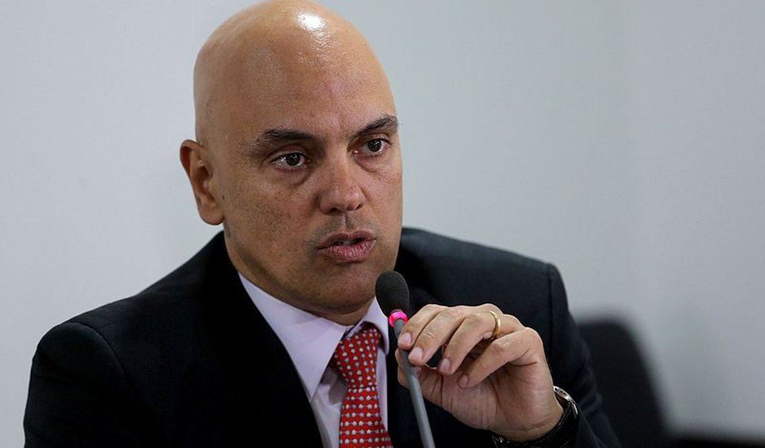 STF dá prazo para Bolsonaro explicar medidas contra covid-19