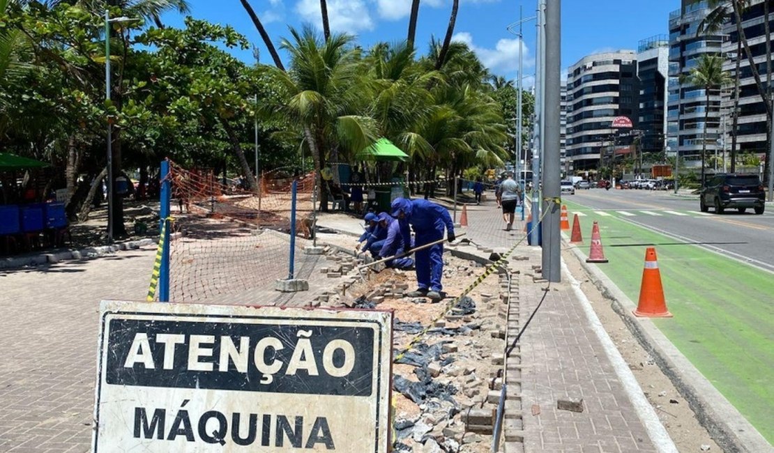 Prefeitura intensifica serviços de manutenção na orla marítima de Maceió