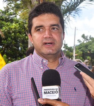 Ministro de Minas e Energia realiza reunião com Rui Palmeira 