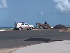 Após furtarem placas de grama, dois homens são presos no bairro Pontal da Barra