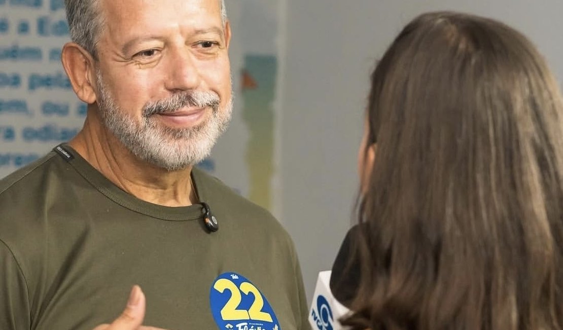 Arthur Lira vota em Flávio Bolsonaro e afirma que Brasil precisa de mudança