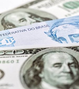 Com dólar sem trégua, BC programa leilão extraordinário de US$ 3 bi