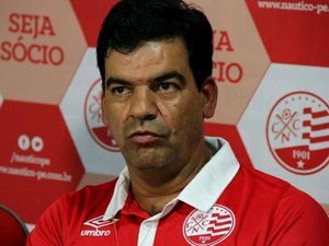 Sem o respaldo da diretoria, Moacir Júnior deixa o Náutico