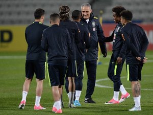 Seleção Brasileira inicia preparação para amistoso com a Argentina