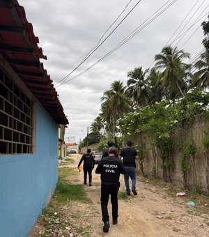 Idoso é preso em Maceió por estuprar menina de seis anos e obrigá-la a assistir vídeos pornográficos