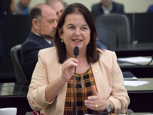 Fátima Canuto pode deixar MDB e ir para o PP de Lira