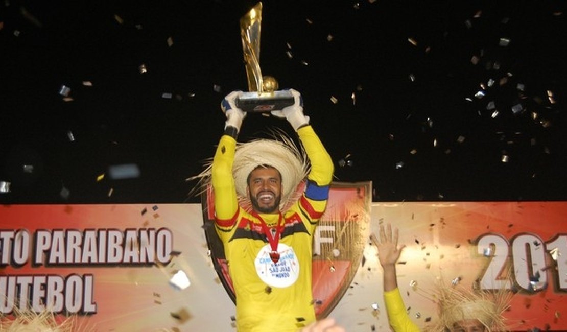 Campinense perde para o Botafogo, mas se sagra bicampeão paraibano