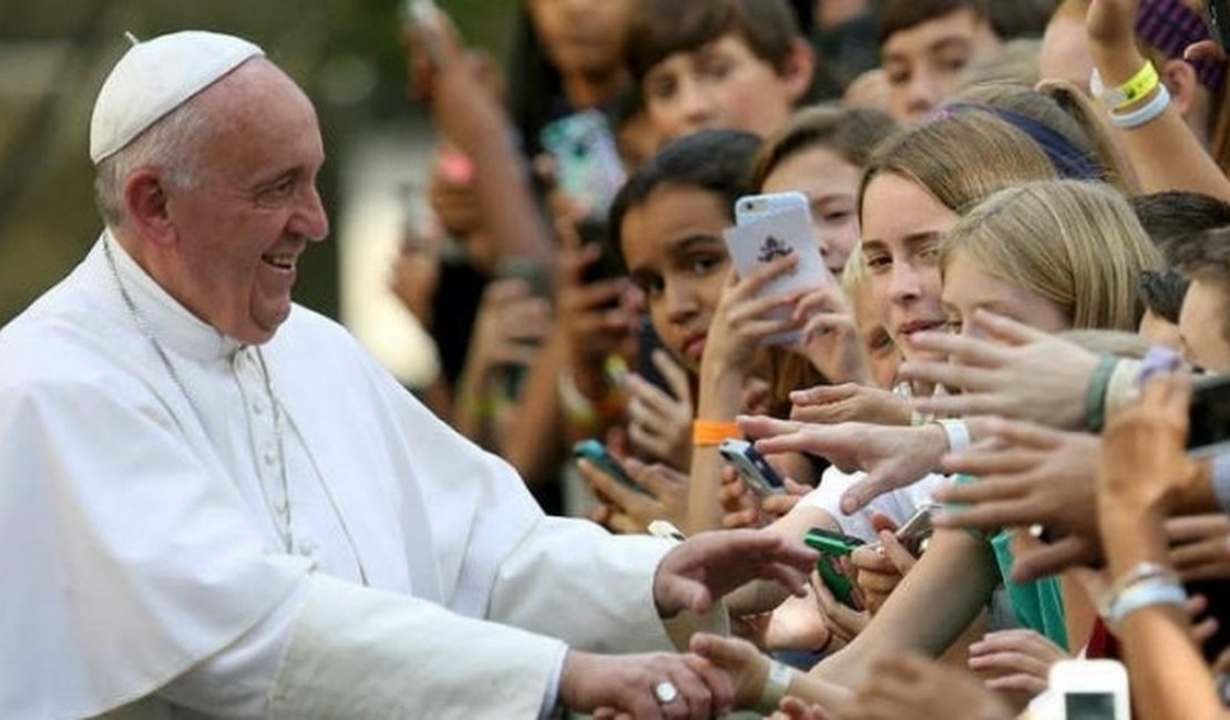 Papa Francisco cria conta pública no Instagram