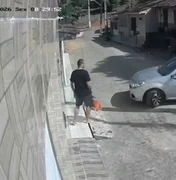 Câmeras flagram imagens da fuga de suspeito de mandar matar supervisor da base do CRB