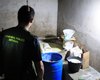 Betoneira enferrujada era usada em laticínio insalubre na zona rural de Girau do Ponciano
