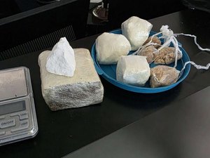 Suspeito de encabeçar comércio ilegal de drogas é preso em Riacho Doce