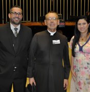 Vereador Leonardo Dias participa de homenagem ao Dia do Nascituro em Brasília