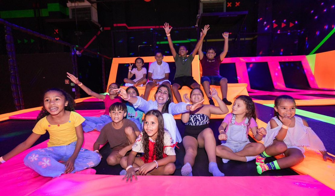 Deputada Gabi Gonçalves realiza edição especial do Gabi Para Baixinhos no Vila Trampolim