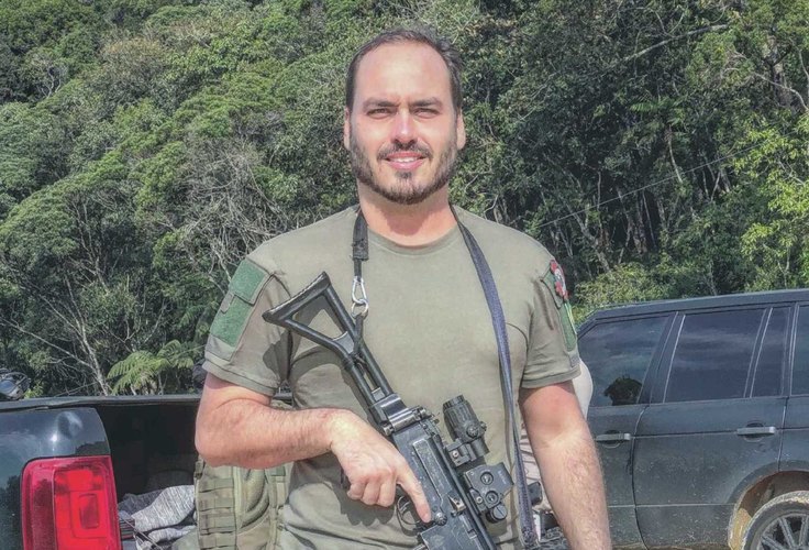 Carlos Bolsonaro será a estrela da Corrida Acorda Brasil, promovida por Leonardo Dias e Fábio Costa