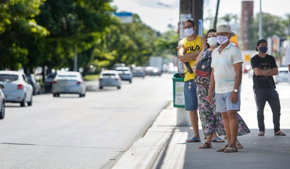 Uso de máscaras se torna obrigatório em Alagoas