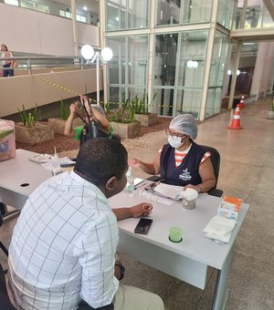 Testagem rápida para ISTs é realizada gratuitamente no Centro, em Maceió