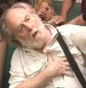 Idoso simula infarto após ser flagrado fotografando jovem em trem