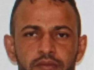 Suspeito de liderar tráfico e envolvido em homicídios morre em confronto com a PM em São Miguel dos Campos