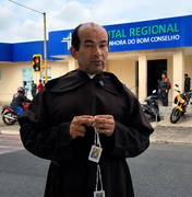 Frei relata superlotação após levar a mãe ao Hospital Regional em Arapiraca