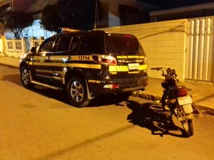 PRF prende cinco pessoas por crimes diversos durante o fim de semana