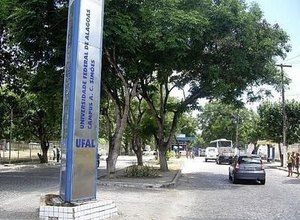 Governo propõe plano de carreira aos professores universitários