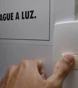 Conta de luz vai ficar mais cara em agosto com bandeira vermelha