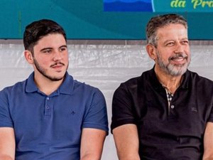 Lula sanciona em menos de 24 horas lei que permite candidatura de Alvinho Lira, filho de Arthur Lira