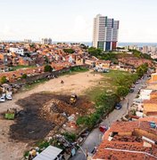 JHC assina ordem de serviço para construção do Gigantinhos Jacintinho