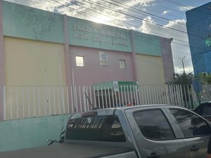 Professor é preso suspeito de pedofilia durante operação do MP em Murici