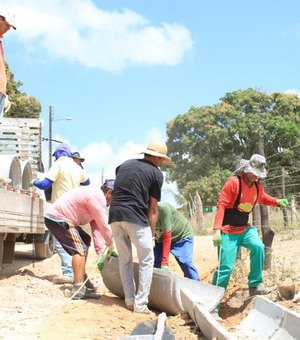 Prefeitura promove melhorias em estrada vicinal entre São Sebastião e Malhada da Onça