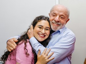 Esquerda na Assembleia: Teca Nelma é favorita à disputa estadual