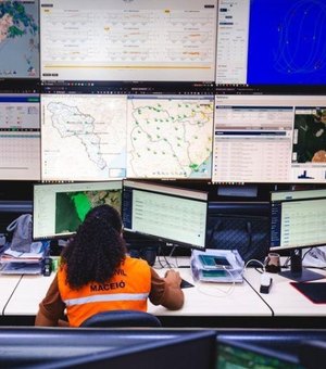 Defesa Civil alerta para chuvas e ventos intensos neste fim de semana em Maceió