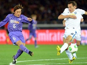 Sanfrecce bate Auckland e encara Mazembe