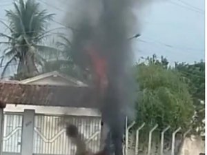 Fogo atinge fiação e assusta moradores do bairro Batingas