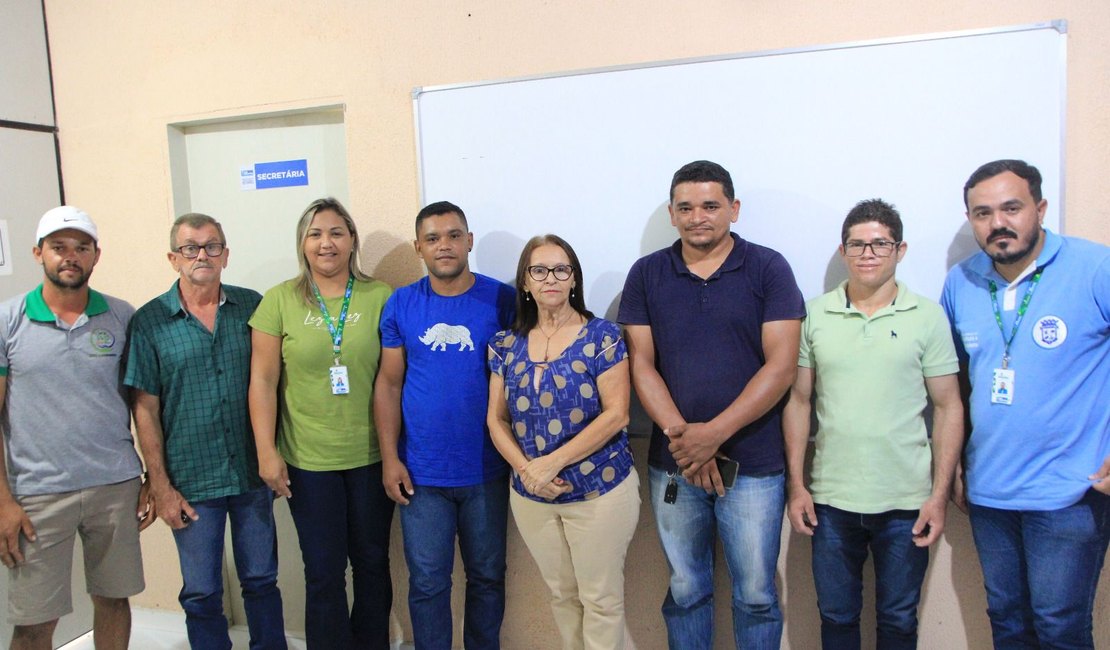 Prefeitura e Sebrae discutem implantação do Programa Ali Rural em São Sebastião